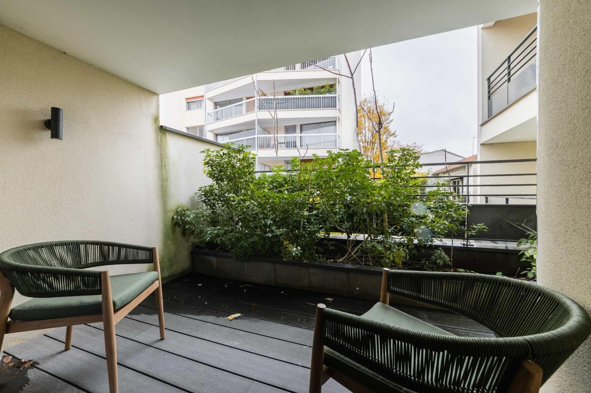Appartement Lumineux Avec Terrasse Courbevoie - 4P - Flat-Guest Eksteriør billede