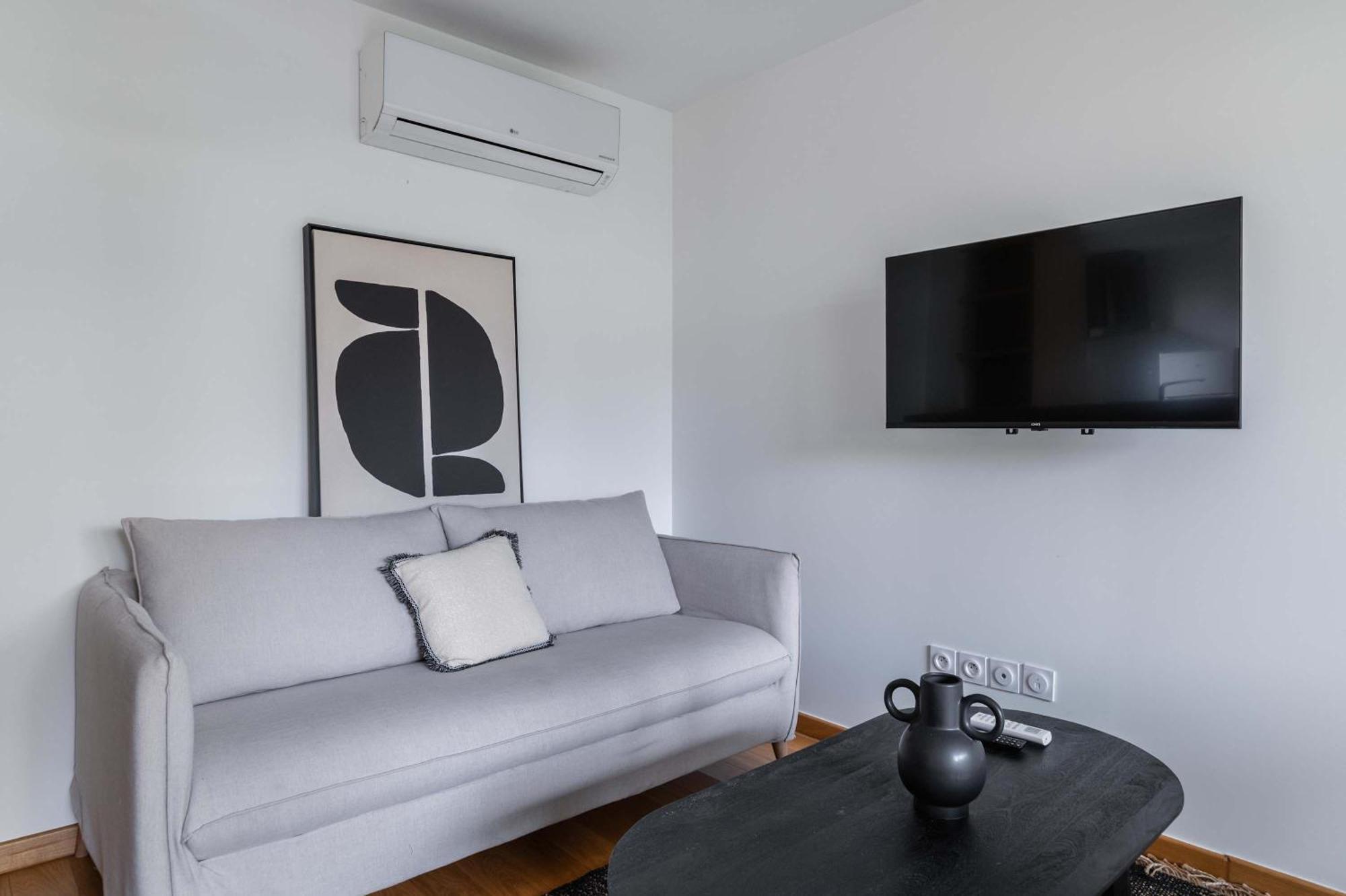 Appartement Lumineux Avec Terrasse Courbevoie - 4P - Flat-Guest Eksteriør billede