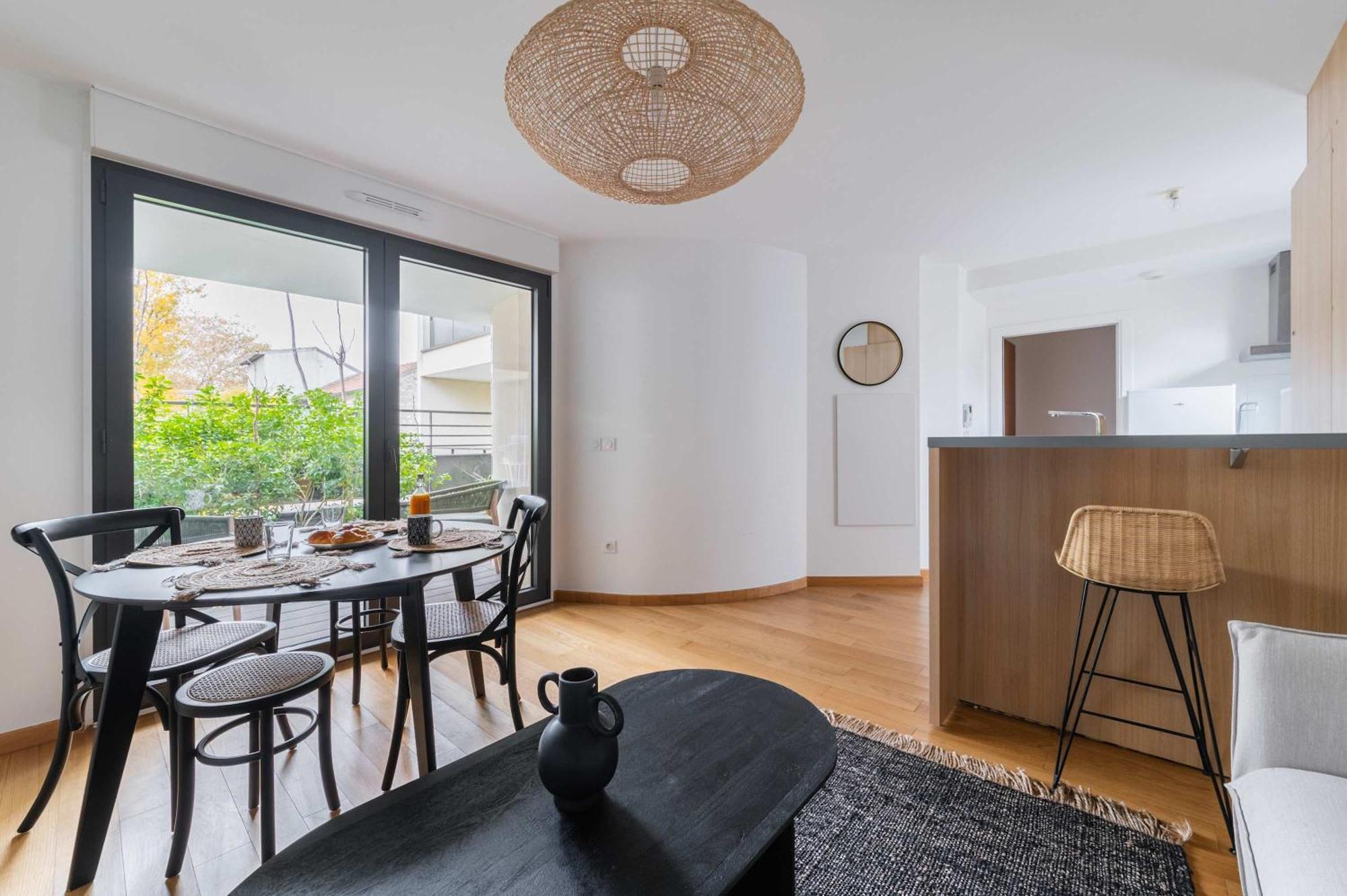 Appartement Lumineux Avec Terrasse Courbevoie - 4P - Flat-Guest Eksteriør billede